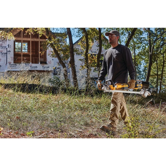 DEWALT 20V MAX* 14 in. Brushless Cordless Folding String Trimmer (Tool Only)