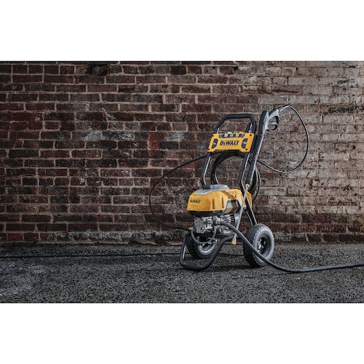 DEWALT 2400 PSI 1.1 GPM Electric Pressure Washer