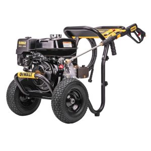 DEWALT 4000 PSI 3.5 GPM Gas Pressure Washer with Honda® Engine and Triplex Pump DEWALT 4000 PSI 3.5 GPM Gas Pressure Washer with Honda® Engine and Triplex Pump