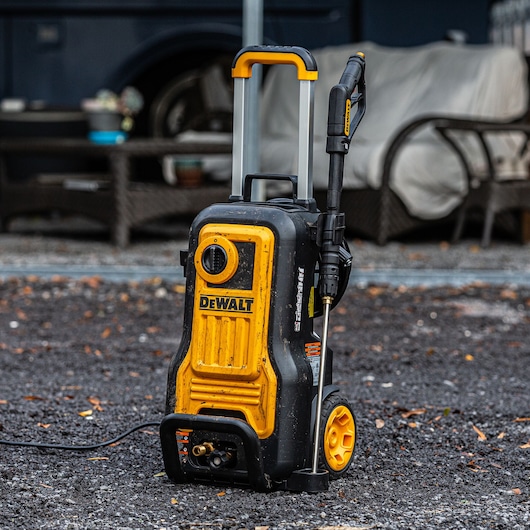 DEWALT 2800 PSI 1.0 GPM Electric Pressure Washer