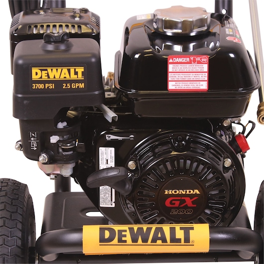 DEWALT 3700 PSI 2.5 GPM Cold Water Gas Pressure Washer