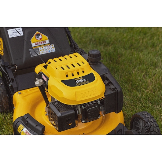 DEWALT 21 in. 196cc RWD Self-Propelled 3-in-1 Lawn Mower