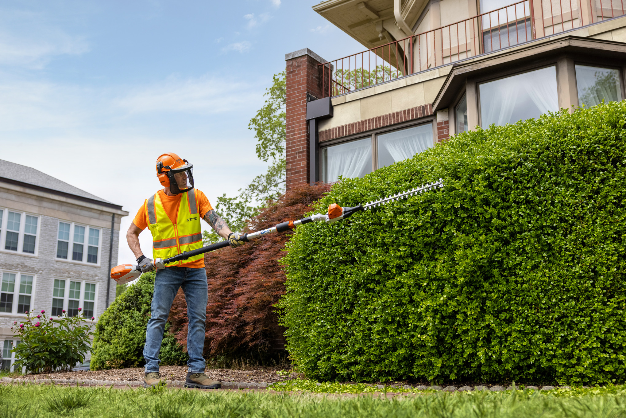 STIHL HLA 86 Battery Powered extended-reach Hedge Trimmer