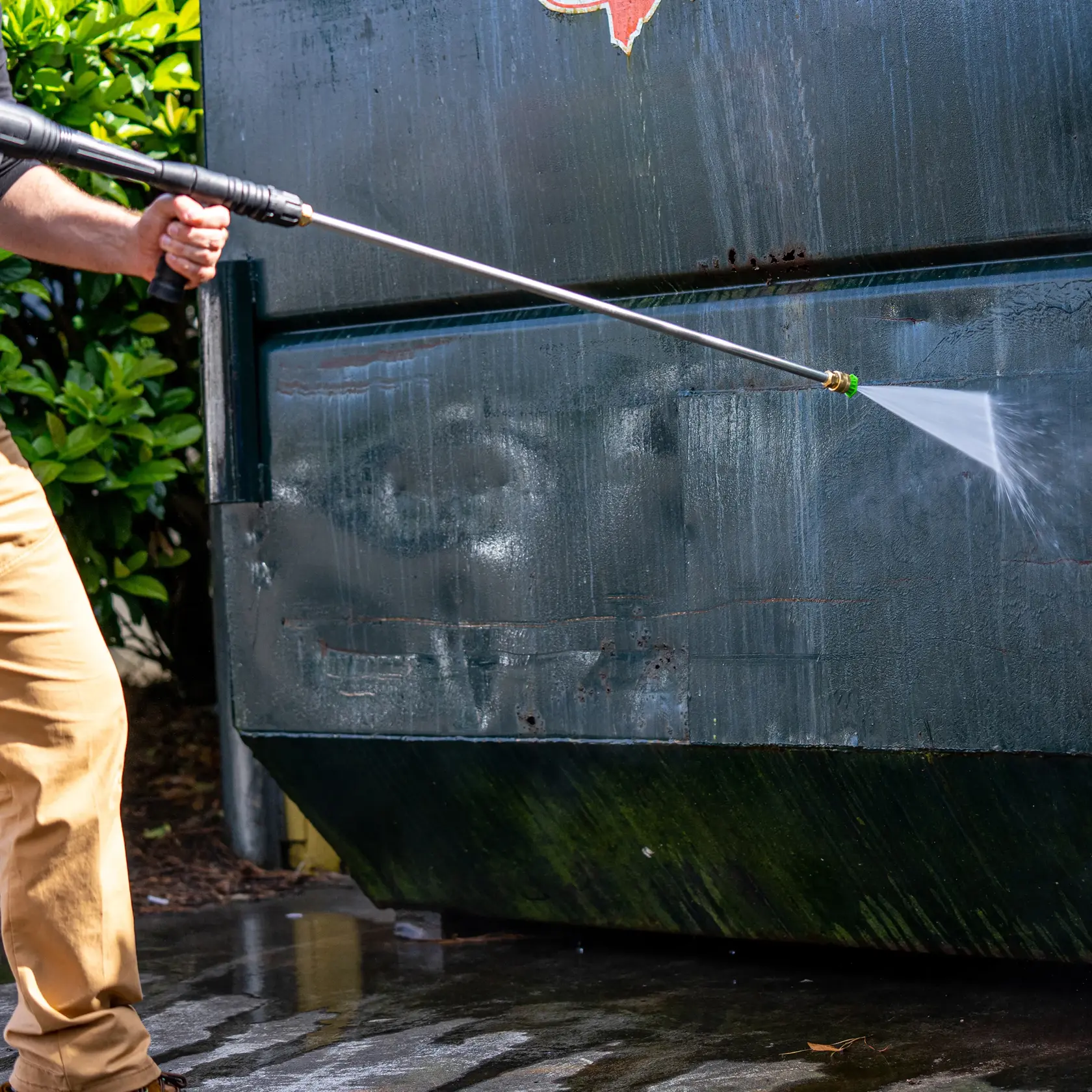 DEWALT® 4000 PSI 3.5 GPM Gas Pressure Washer with Honda® Engine and Triplex Pump