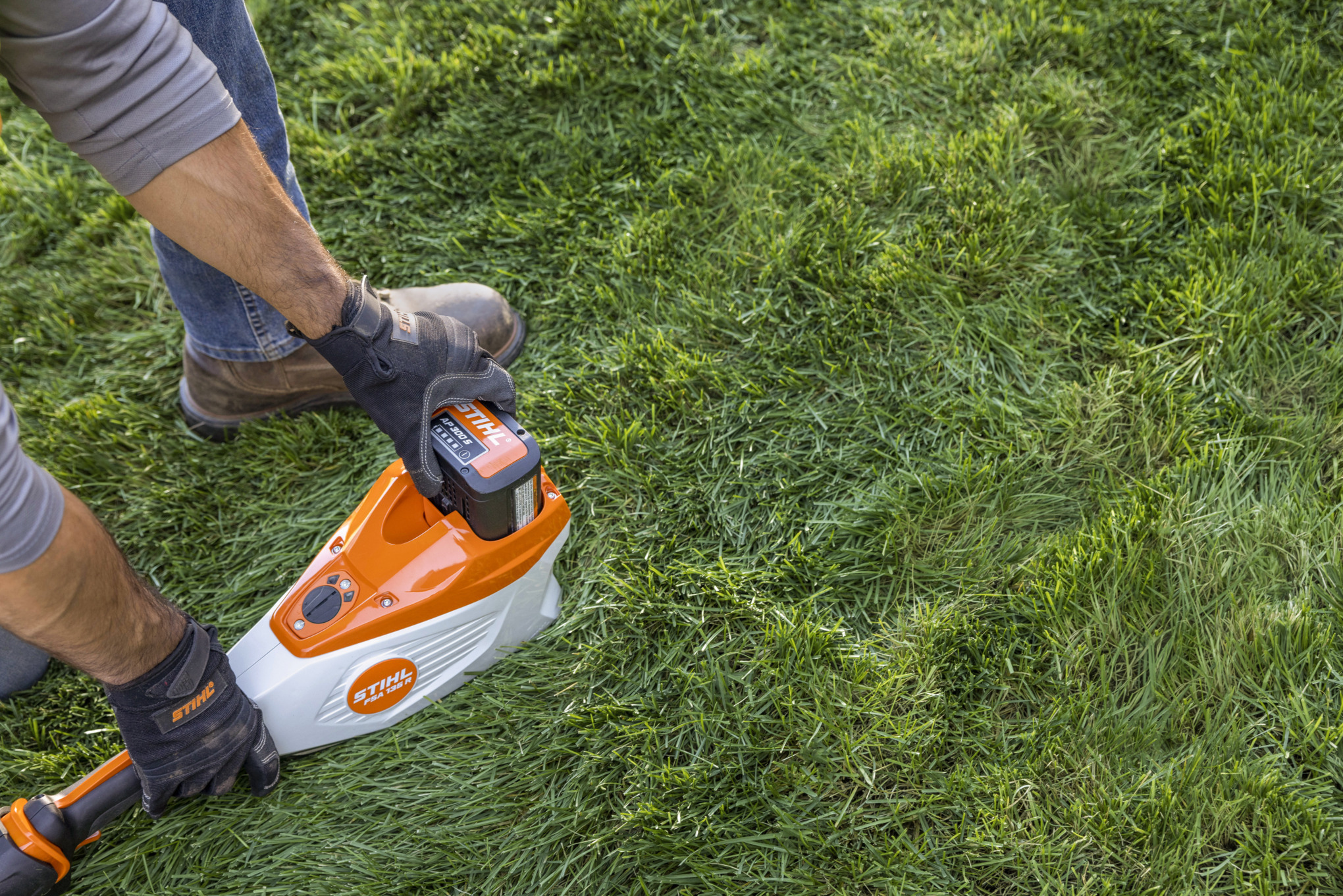 STIHL FSA 135 Battery Powered Grass Trimmer