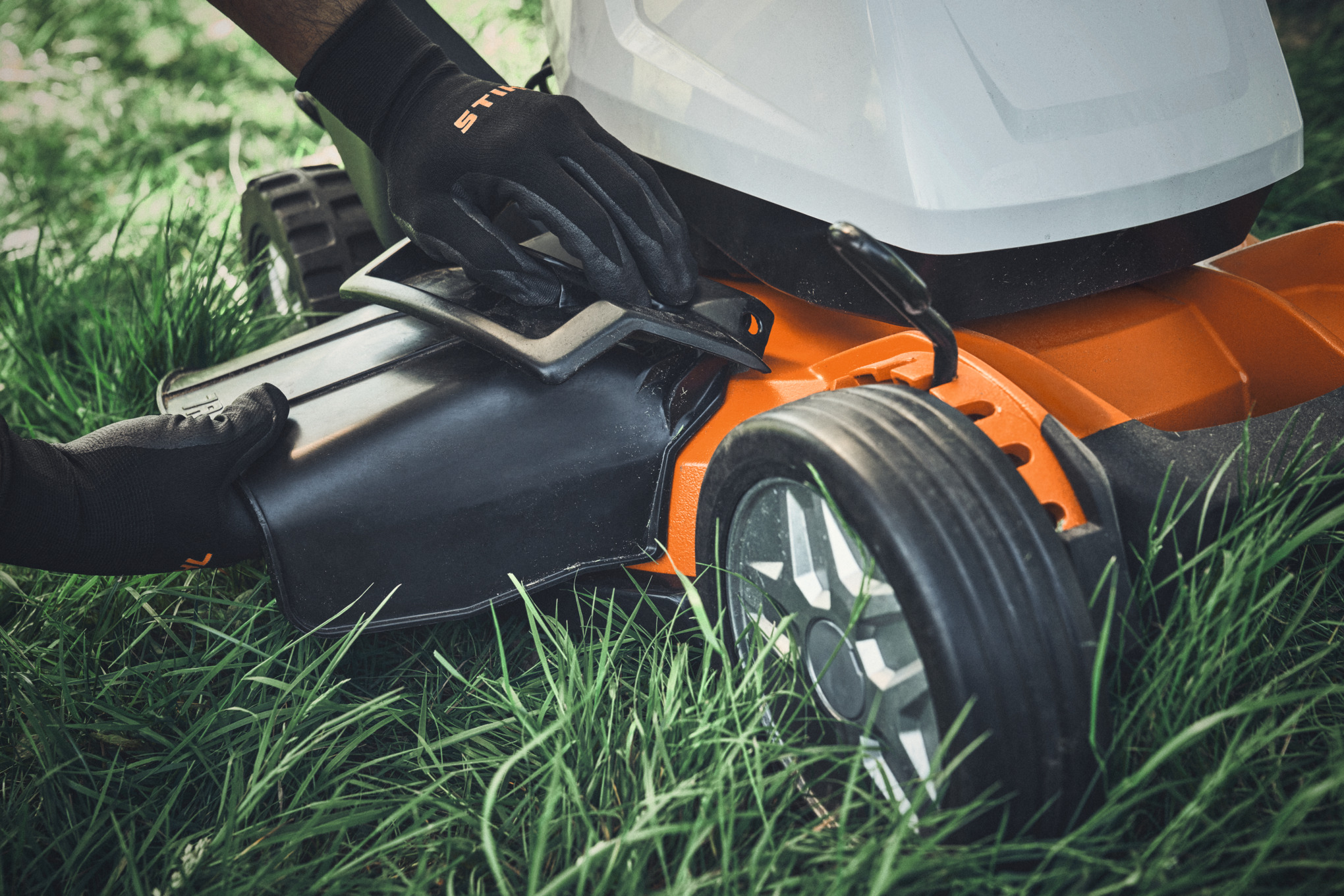 STIHL RMA 7 Battery Mulching Lawn Mower